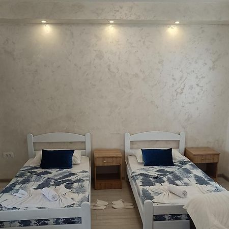 Matija Airport Apartment Mitrovici  Dış mekan fotoğraf